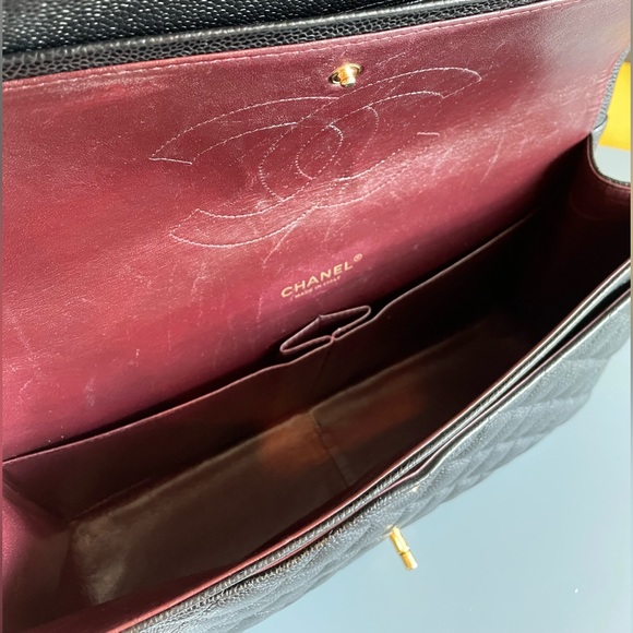 Chanel Caviar quilted Maxi double flap bag - Picture 4 of 13